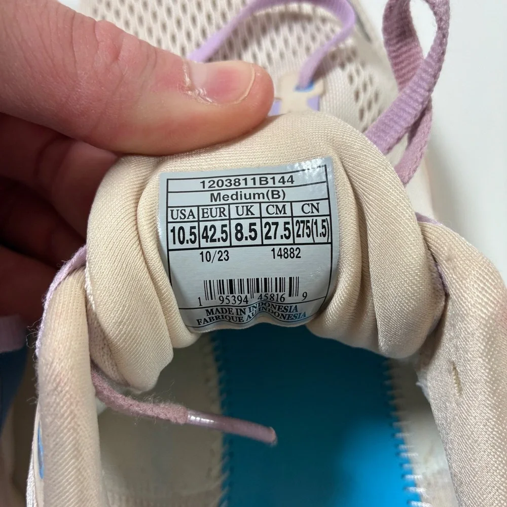 Brooks Adrenaline GTS 23 Shoes Womens 10.5 Beige Blue Purple Running Sneakers